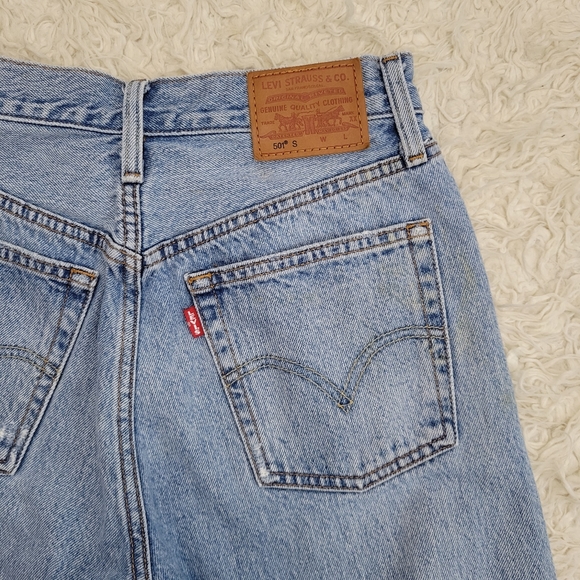 Levis 501s Skinny Jeans - Picture 12 of 16